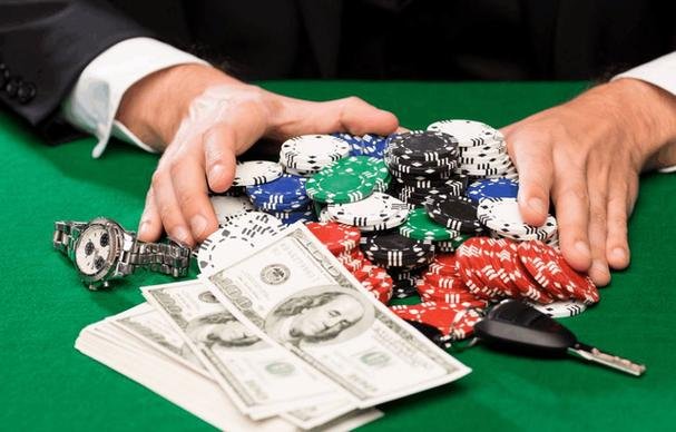 Filipino players enjoying mobile betting on bonus365 platform in the Philippines